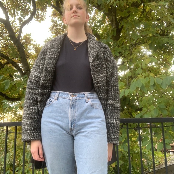 Danier winter cocoon coat sz M with leather trim - Picture 12 of 12